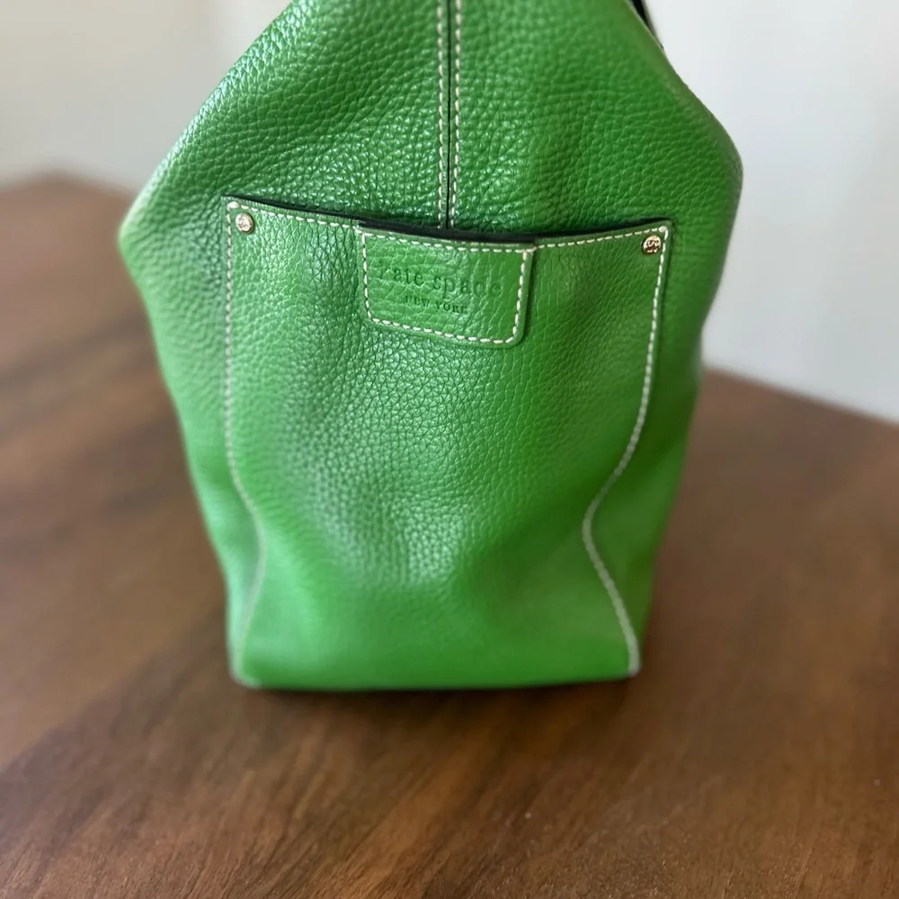 Kate Spade Bright Green Pebbled Leather Shoulder Bag with Tassel - Picture 3 of 12